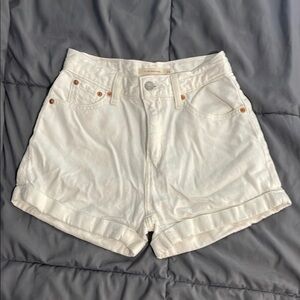 Levi’s A-Line Mom Shorts